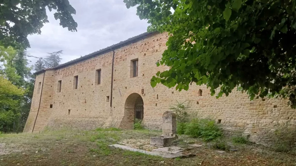 Rocca di Montevarmine - Carassai (AP)