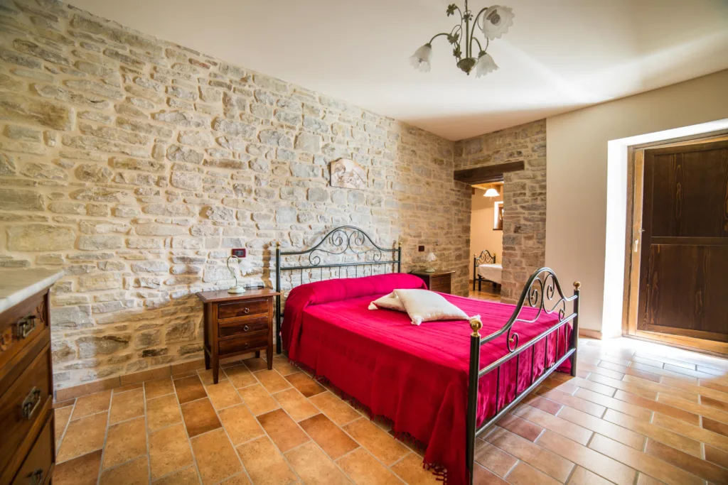 Agriturismo Le Quercie - Serra San Quirico - Camera da letto