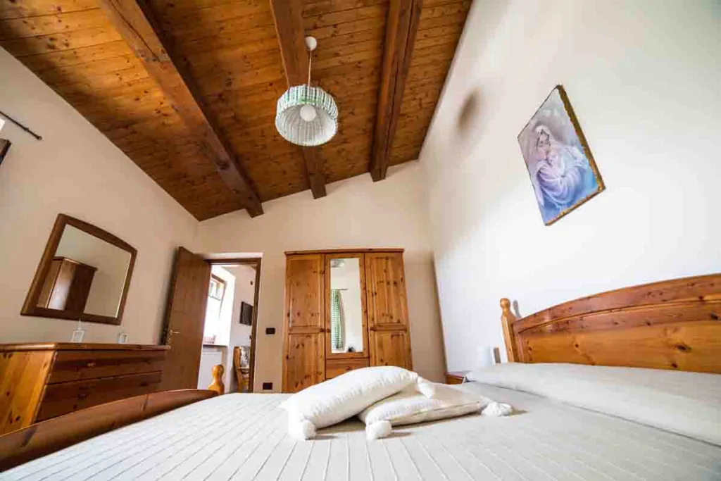 Agriturismo Le Quercie - Serra San Quirico - Camera da letto